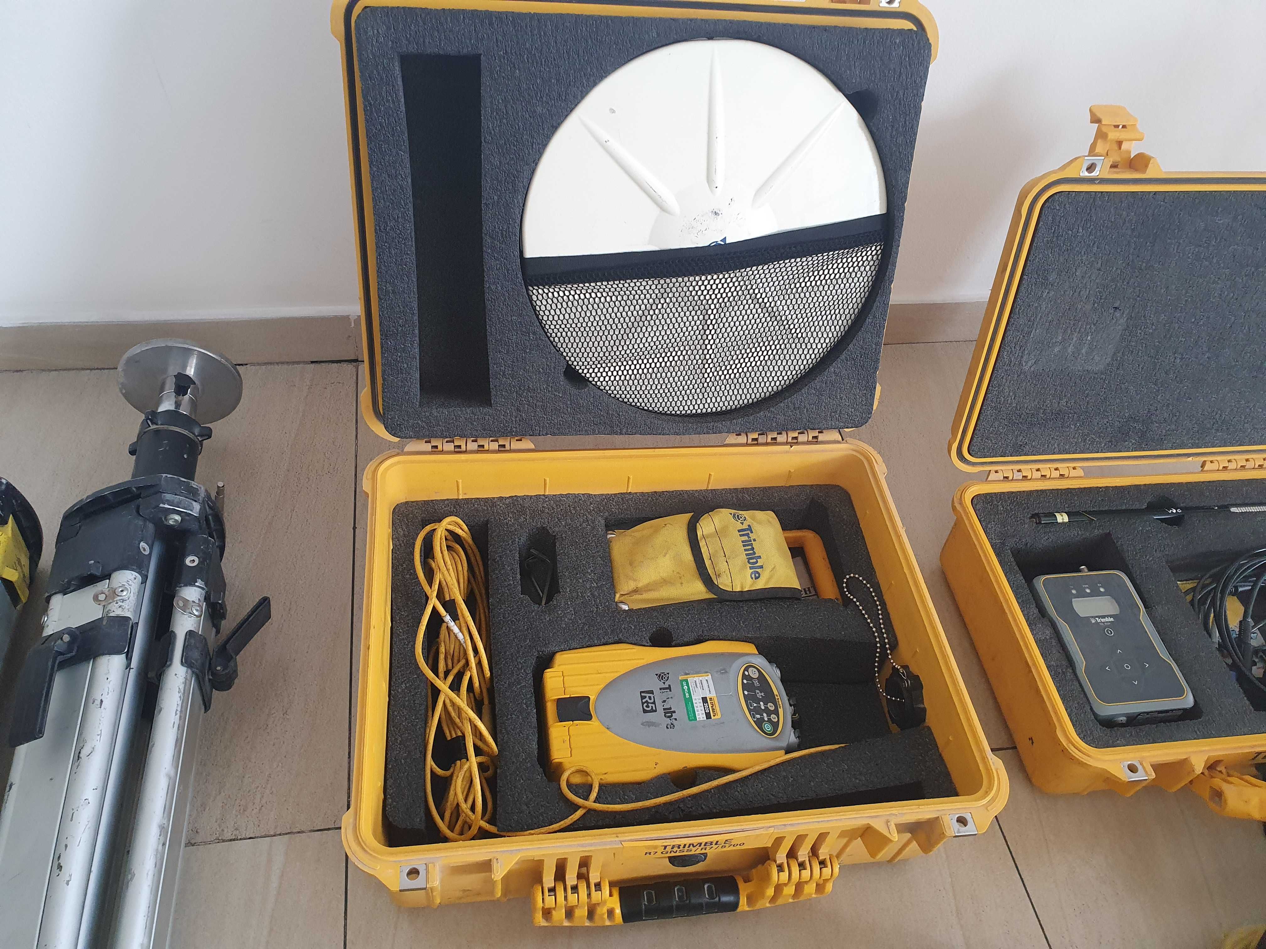 GPS  (GNSS) двухчастотный приемник Trimble R5 (топосъемка, геодезия)