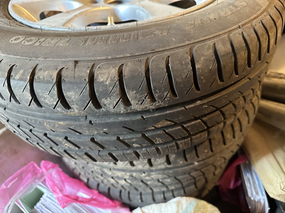 Продам резину с дисками r14 185/65r14 viatti