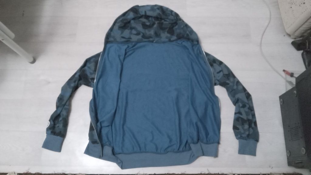 Зипка Bape Shark style б/у нормис