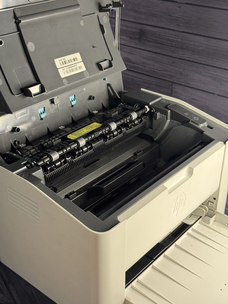 Принтер HP Laser 107r