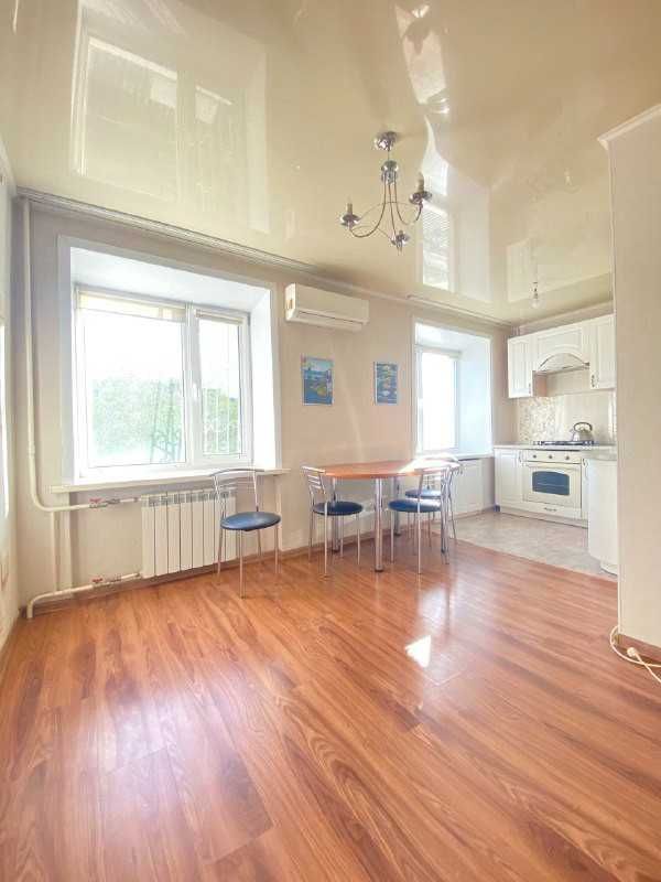 Продажа 3-комнатной квартиры в центре