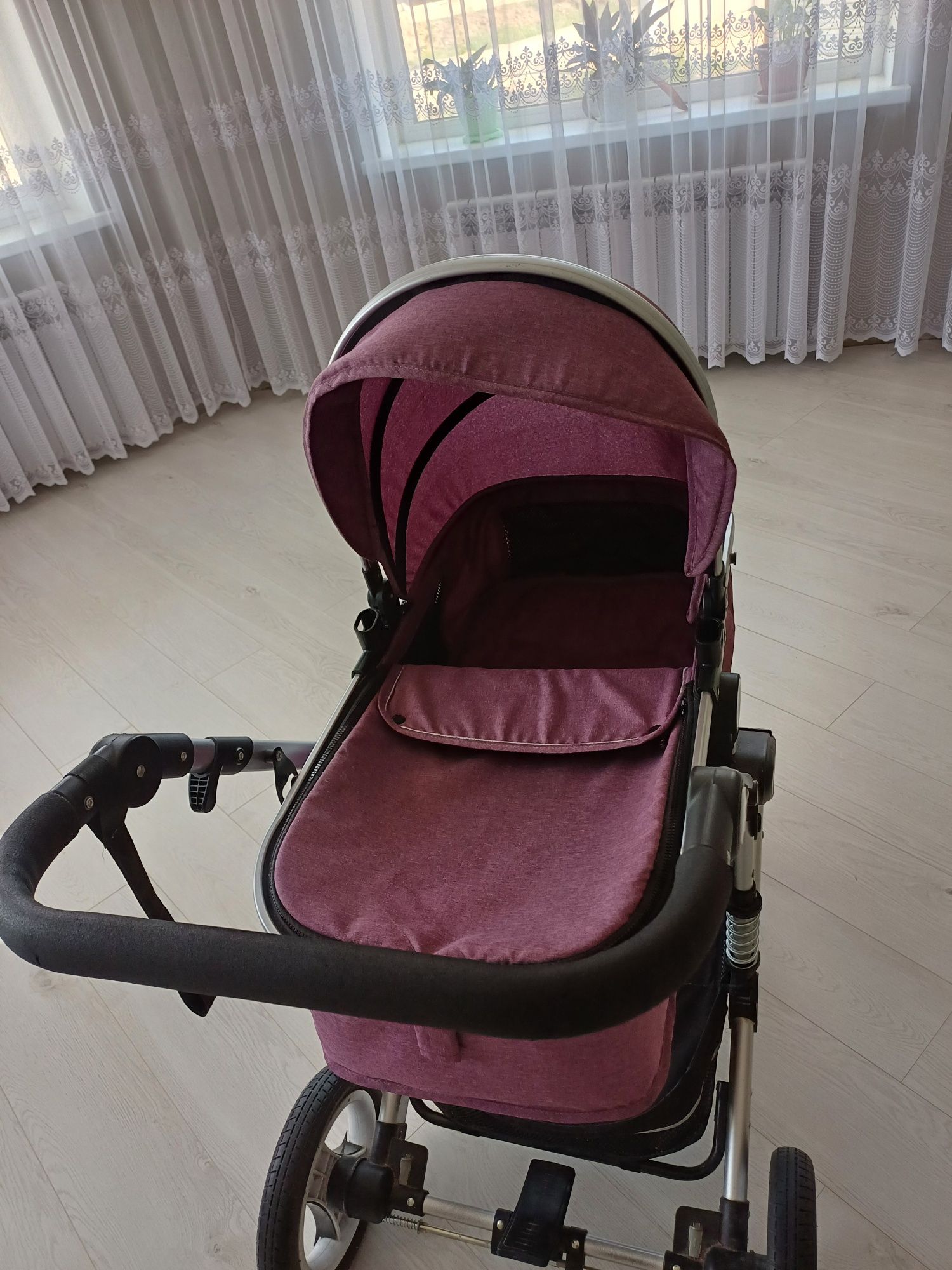 Коляска детская продам