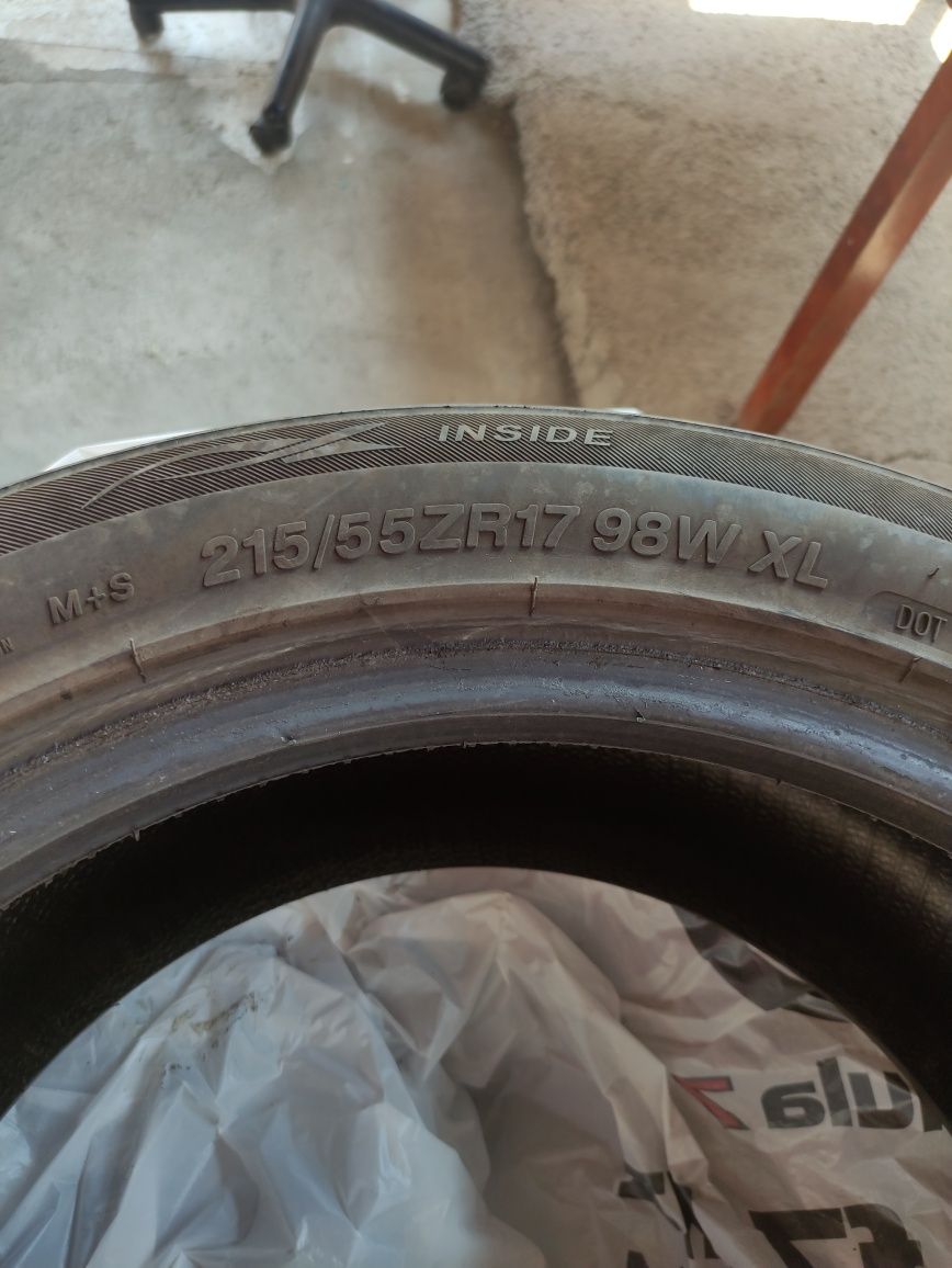 Продам шины 215/ 55 R 17