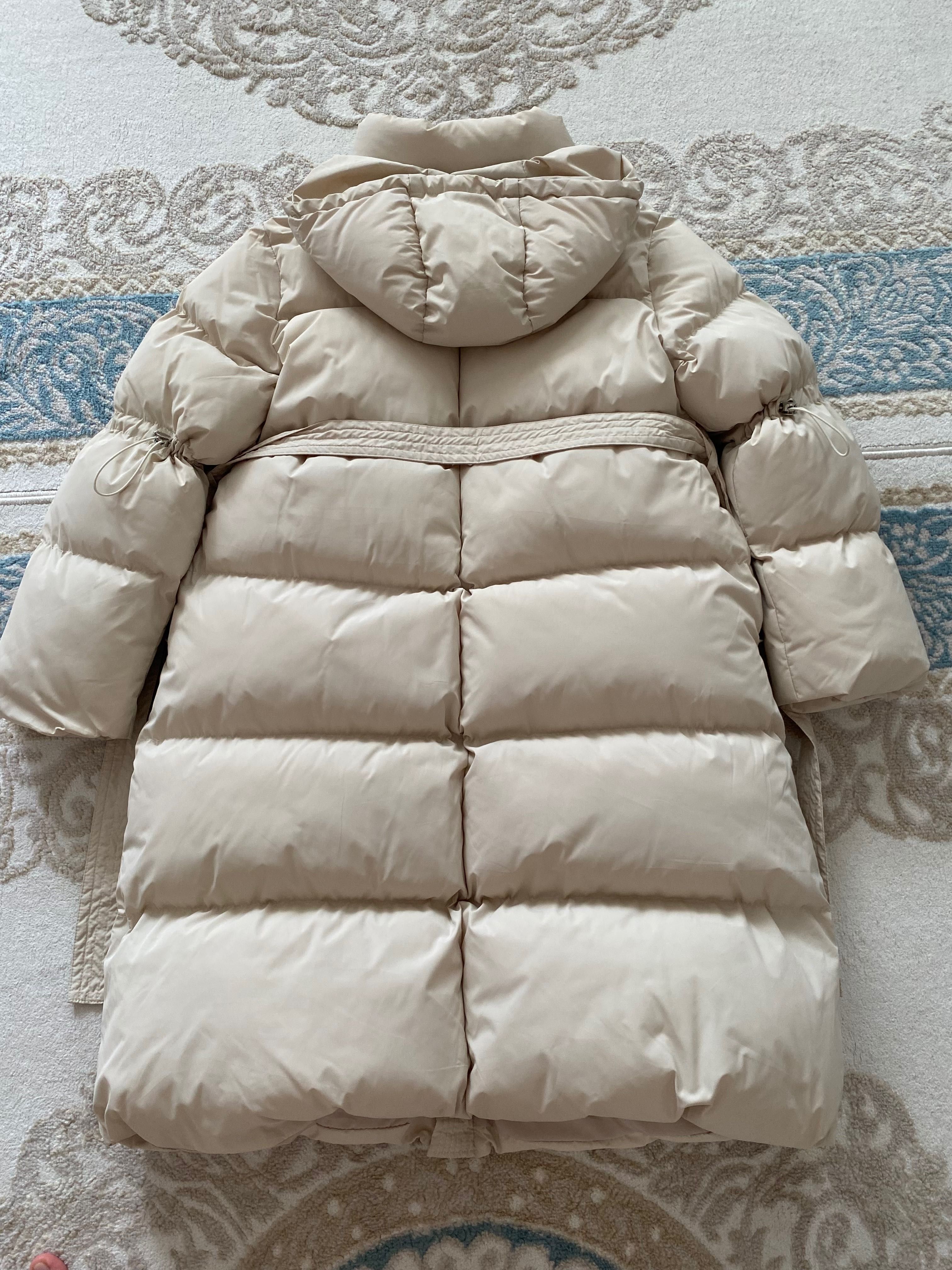 Продам белую куртку