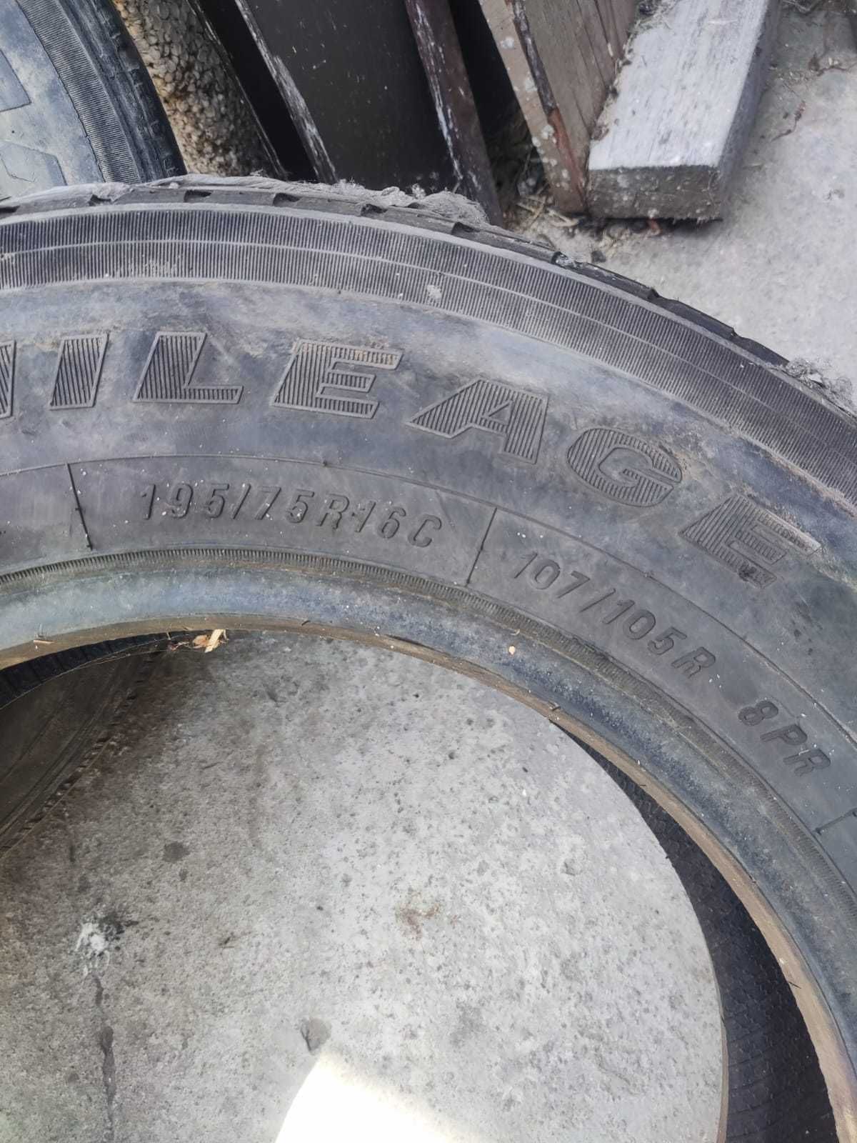 Шины бу 185/60/15 195/75/16С