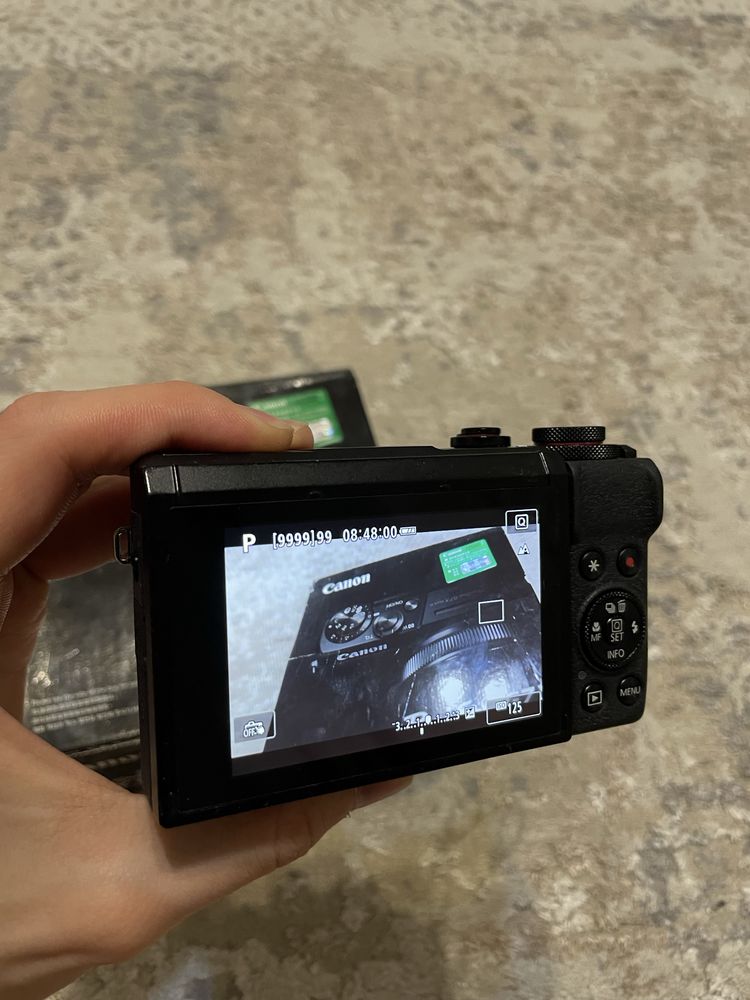 Canon G7X Mark 3