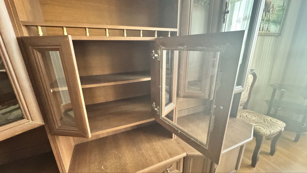 Продам шкаф. Высота 210, ширина 240