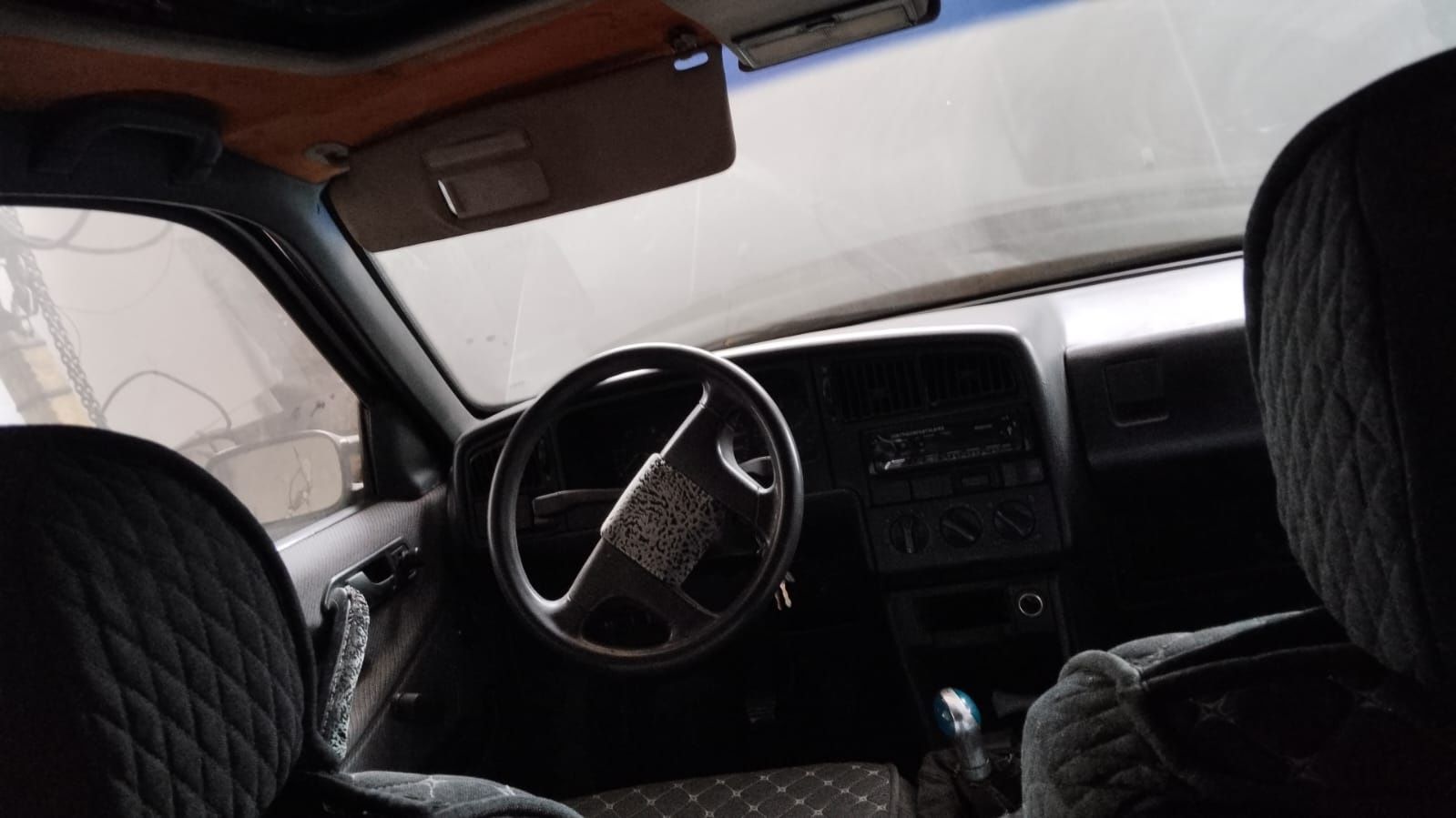 Продам машину пассат б3