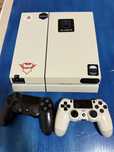 Playstation 4 с 2 джойстиками