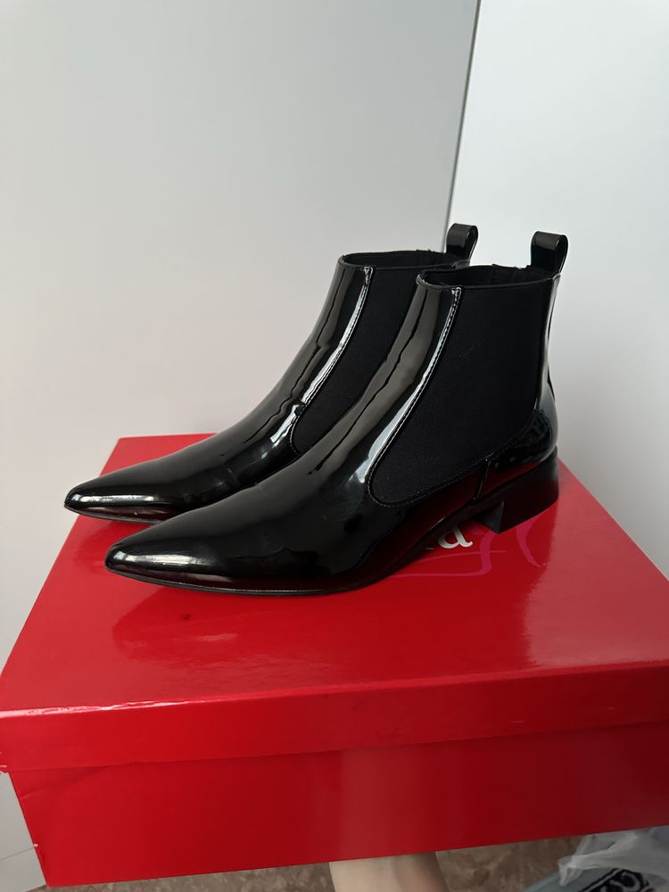 ZARA НОВЫЕ осенние полусапожки лаковые
