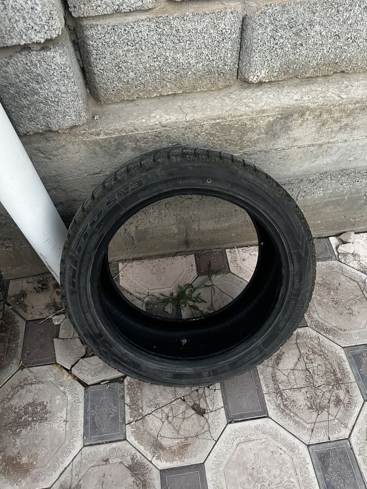 Шины 235/45/R18