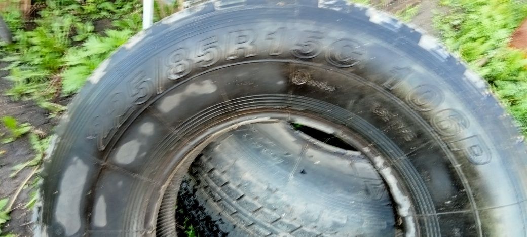 Продам резину не дорого 225/85/15
