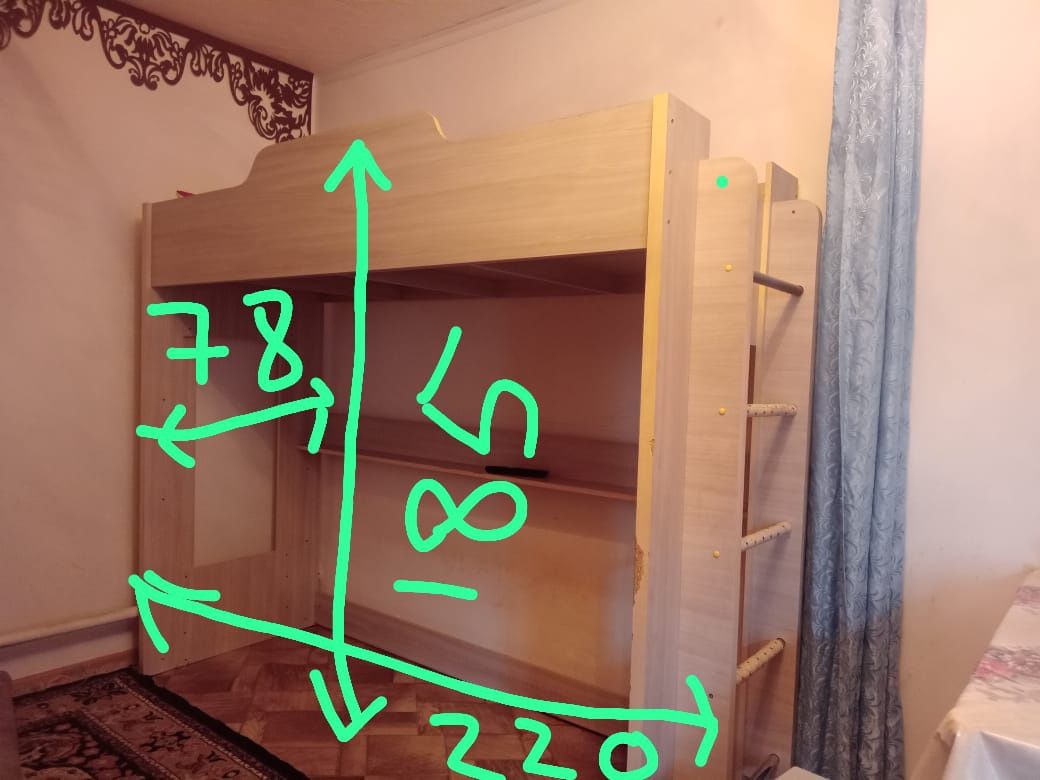 Продам кровать детскую срочно