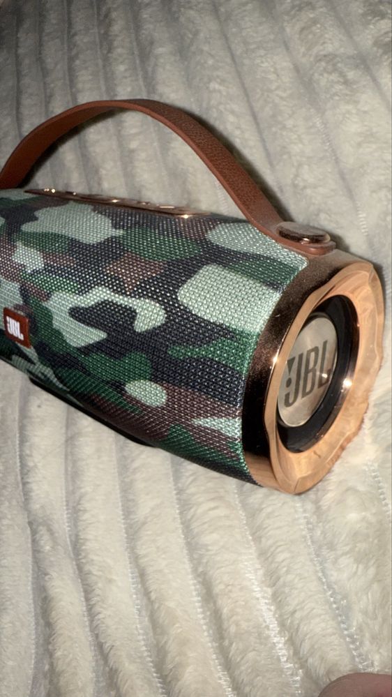 колонка JBL безпороводное соединение