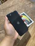 iPhone SE 64gb полный комплект!
