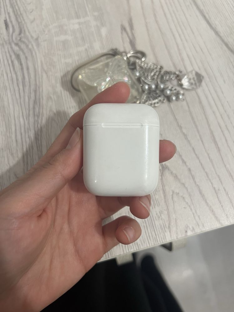 Беспроводные наушники airpods