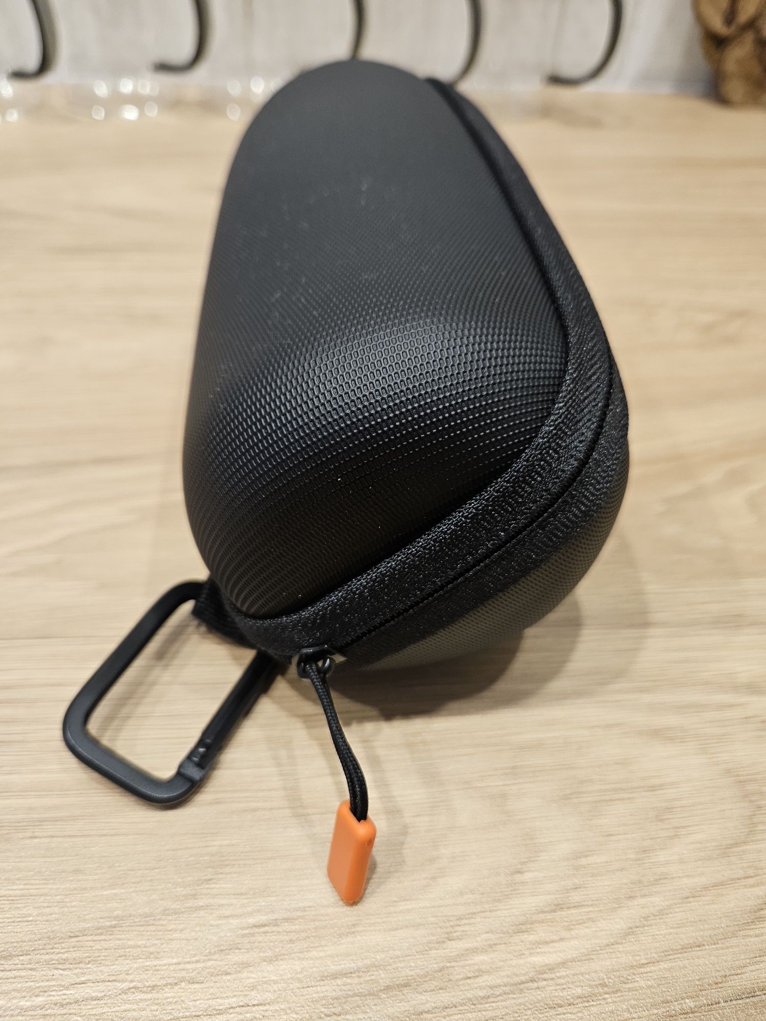 Продам чехол для jbl flip