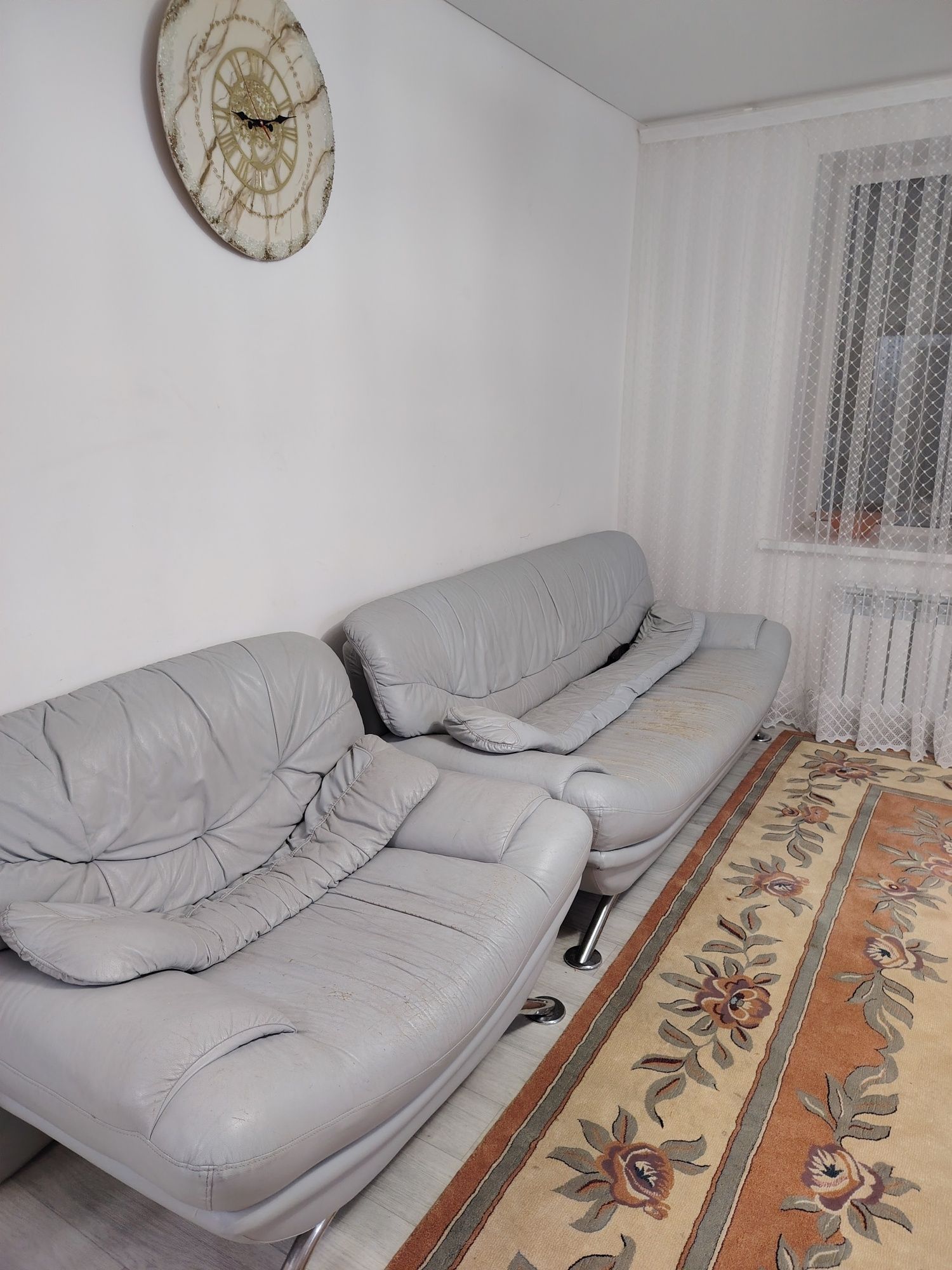 Продам диван с креслом