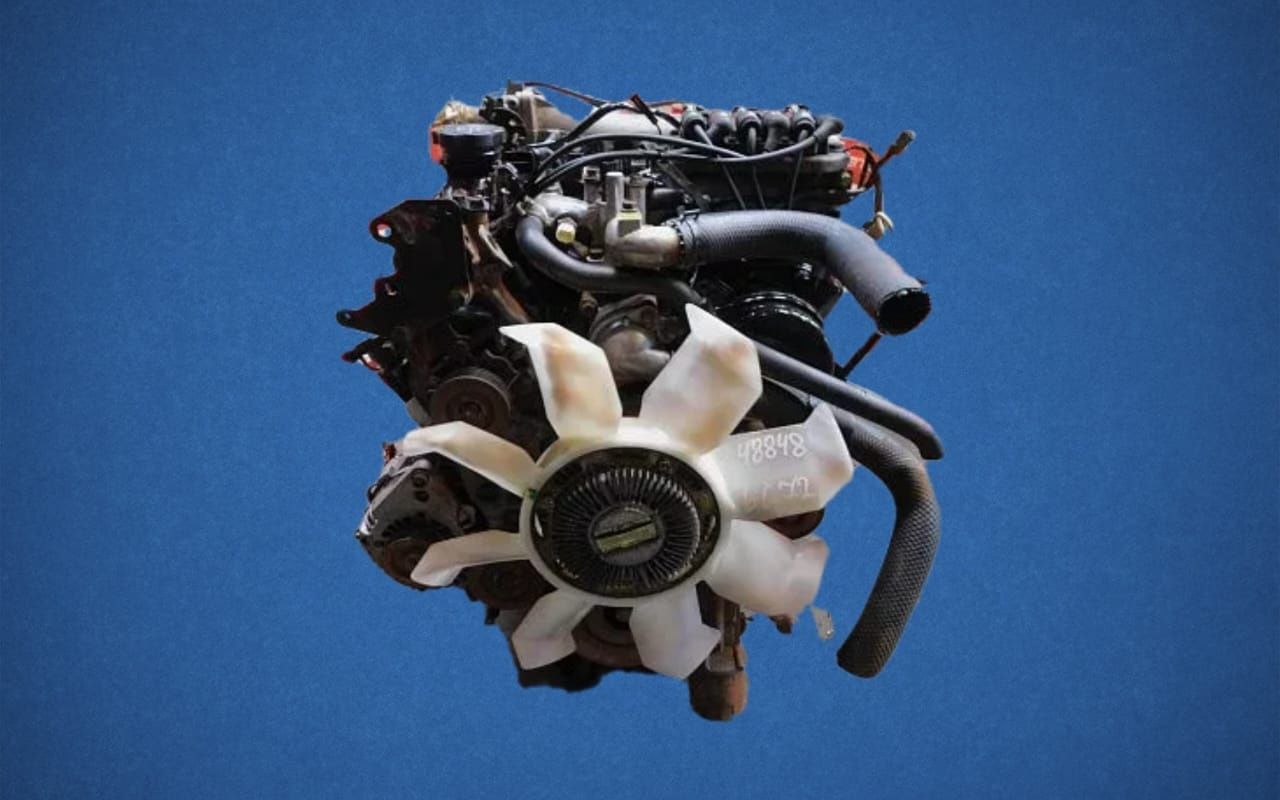 TitanAuto Mitsubishi 6G72  3.0л двигатель