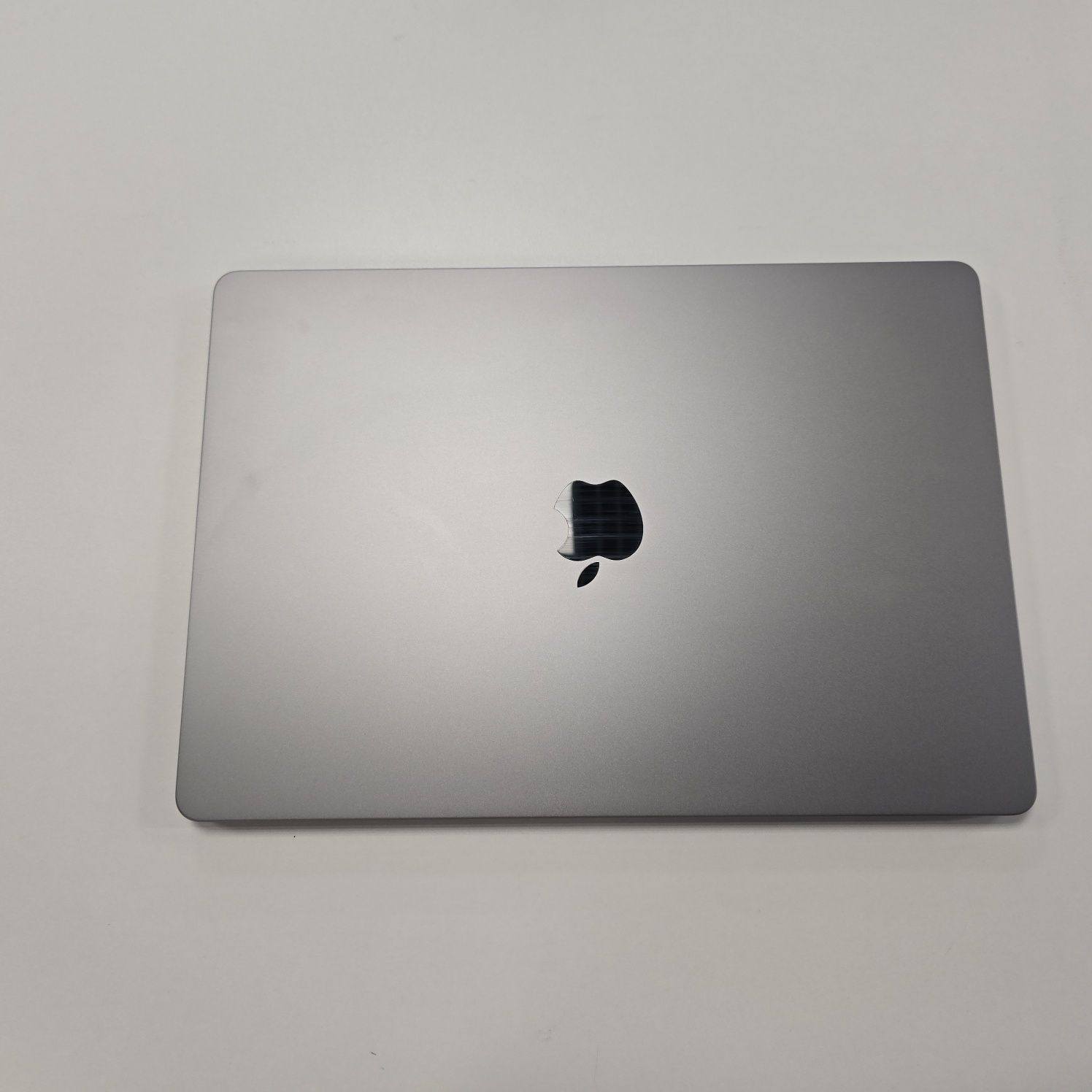 Macbook Air M2 2023
