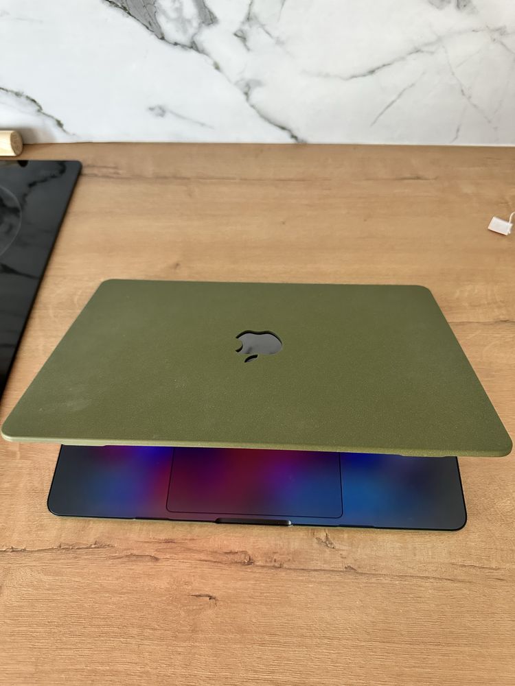 Macbook Air 13”6 M3 2024