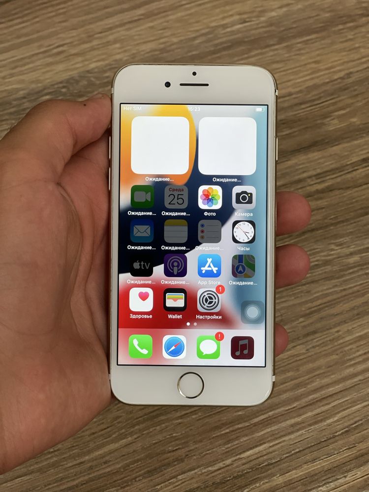 Продам IPHONE 7.