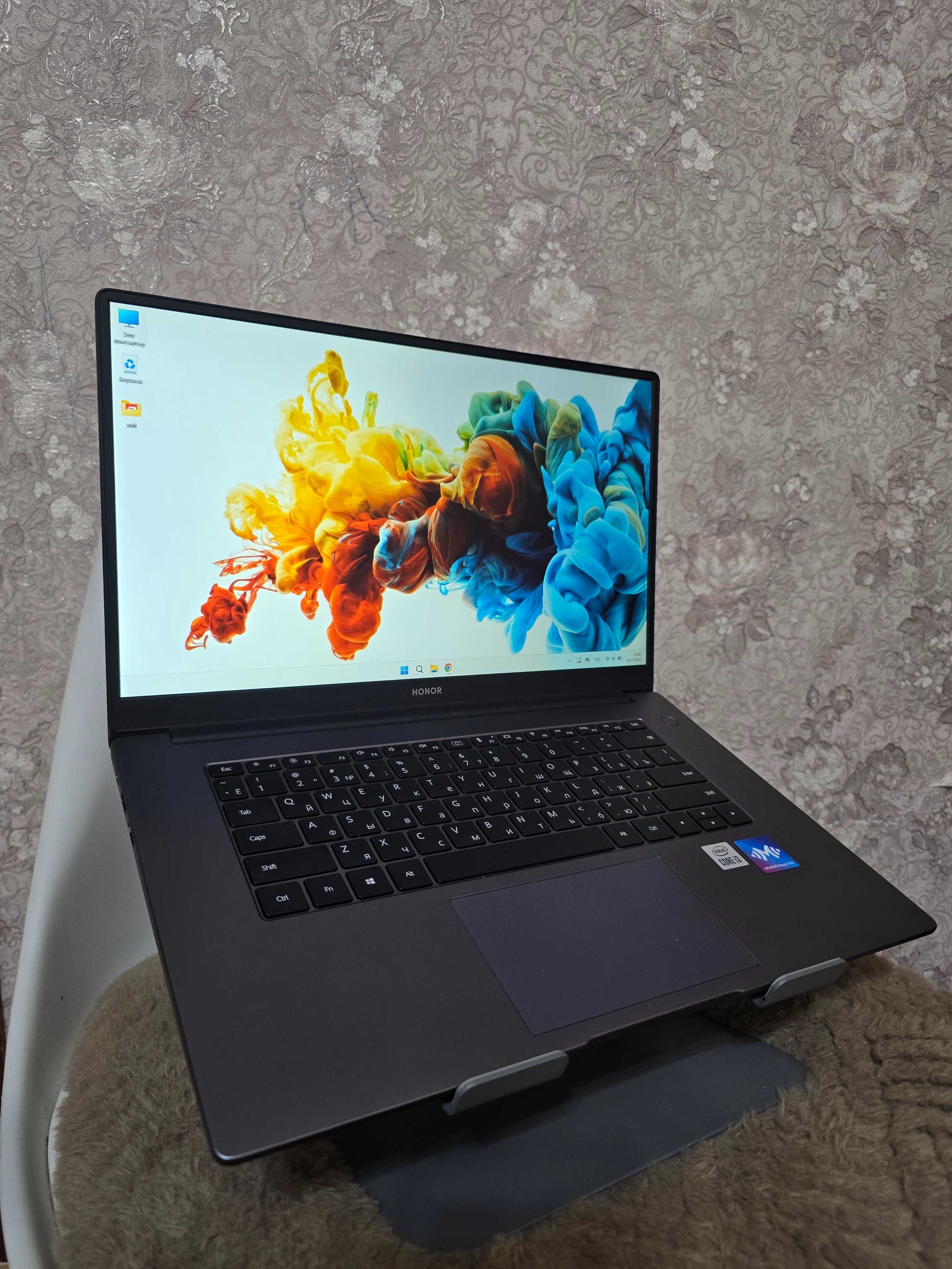Элегантный ноутбук Honor MagicBook 15