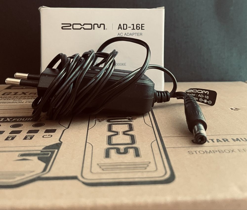 Гитарный Процессор Zoom G1X Four черный