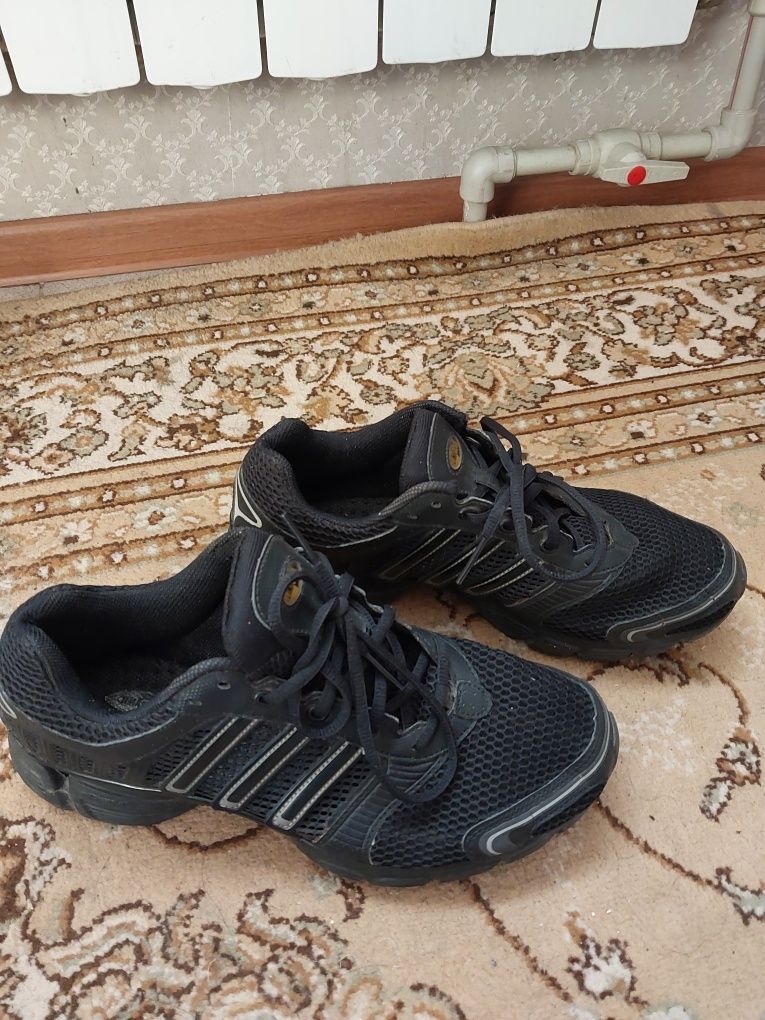 Кроссовки мужские
