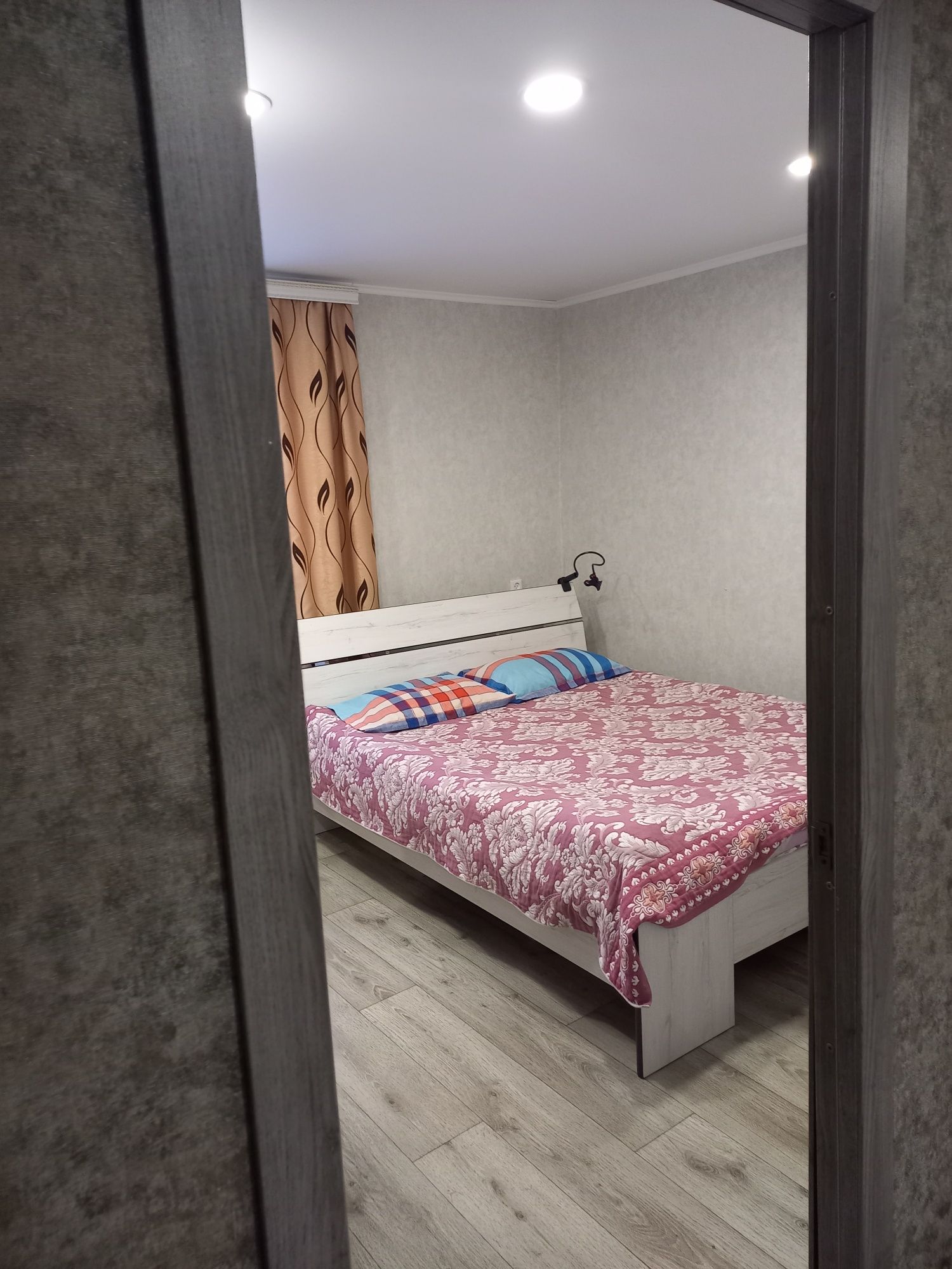 Продам дом в Шахтерском или обмен на 4хком.квартиру