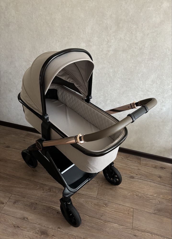 Модульная коляска Kidilo D900 с системой умных колес и перекидной ручк