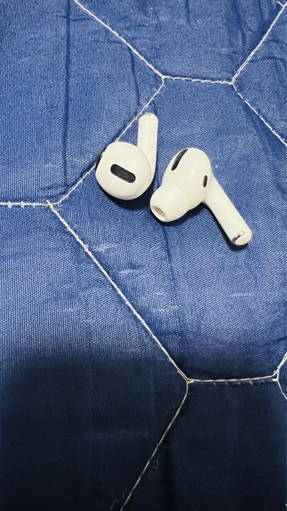 Airpods pro, оригирал