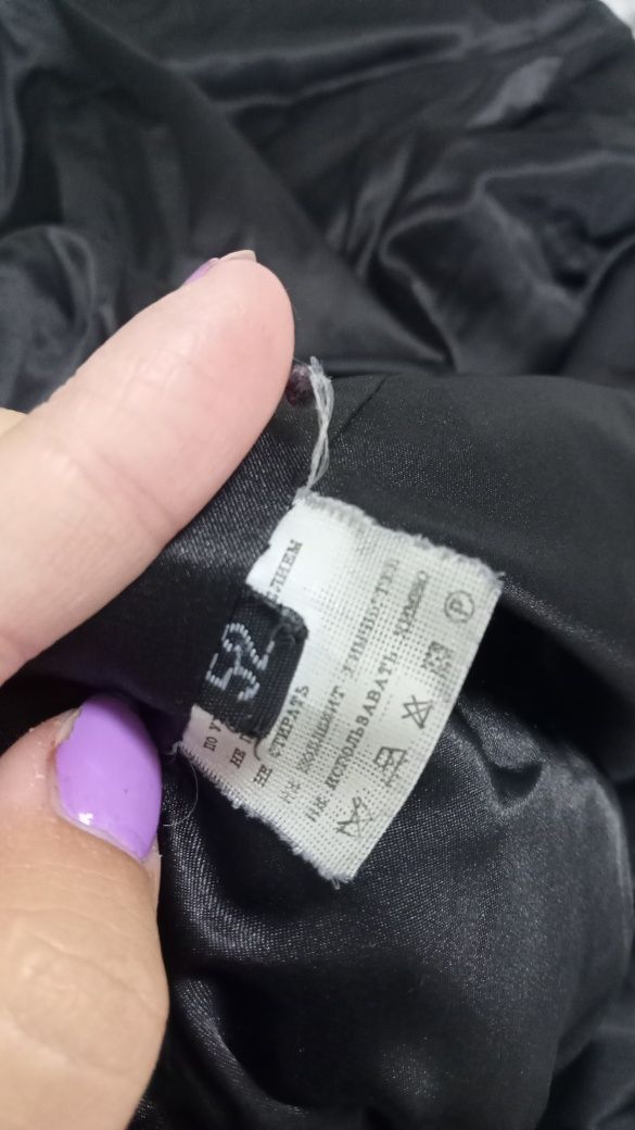 Продам женскую норковую шубу.