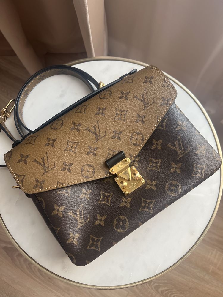 Louis vuitton metis pochette