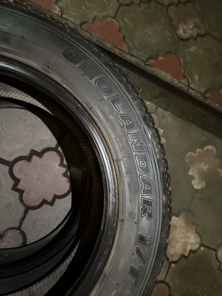 2 зимние шины Yokohama Geolandar I/T GO72 225/65R18 102Q