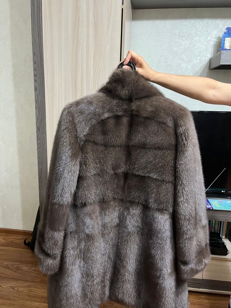 Норковая     шуба.