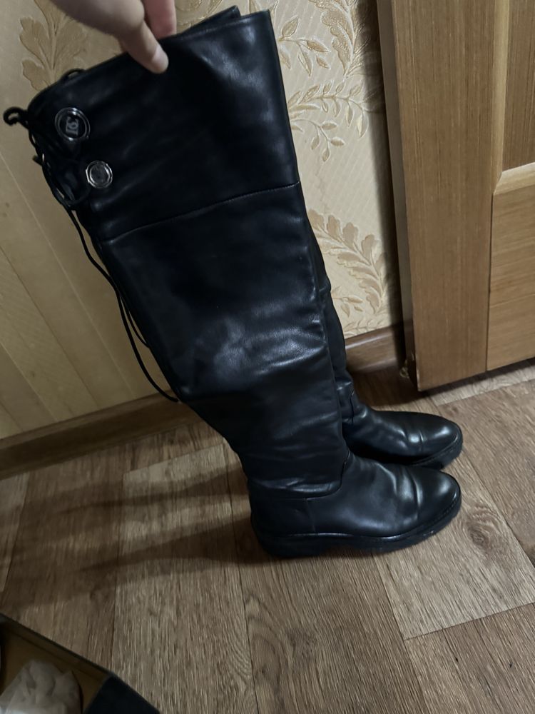 Длинные сапоги baskoni