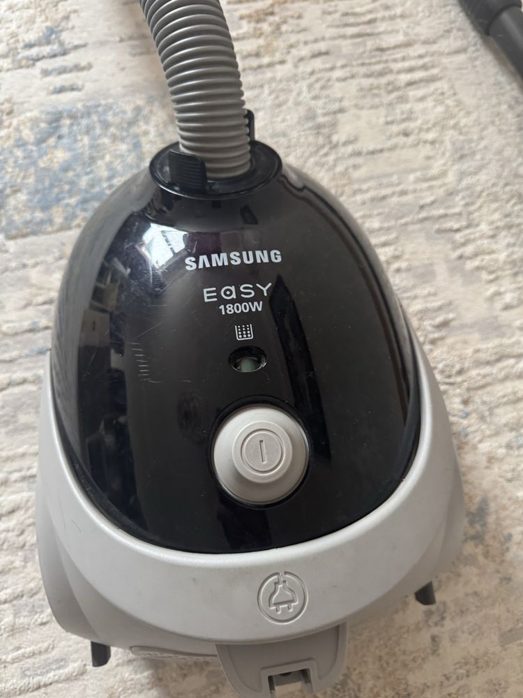 Пылесос Samsung 1800W
