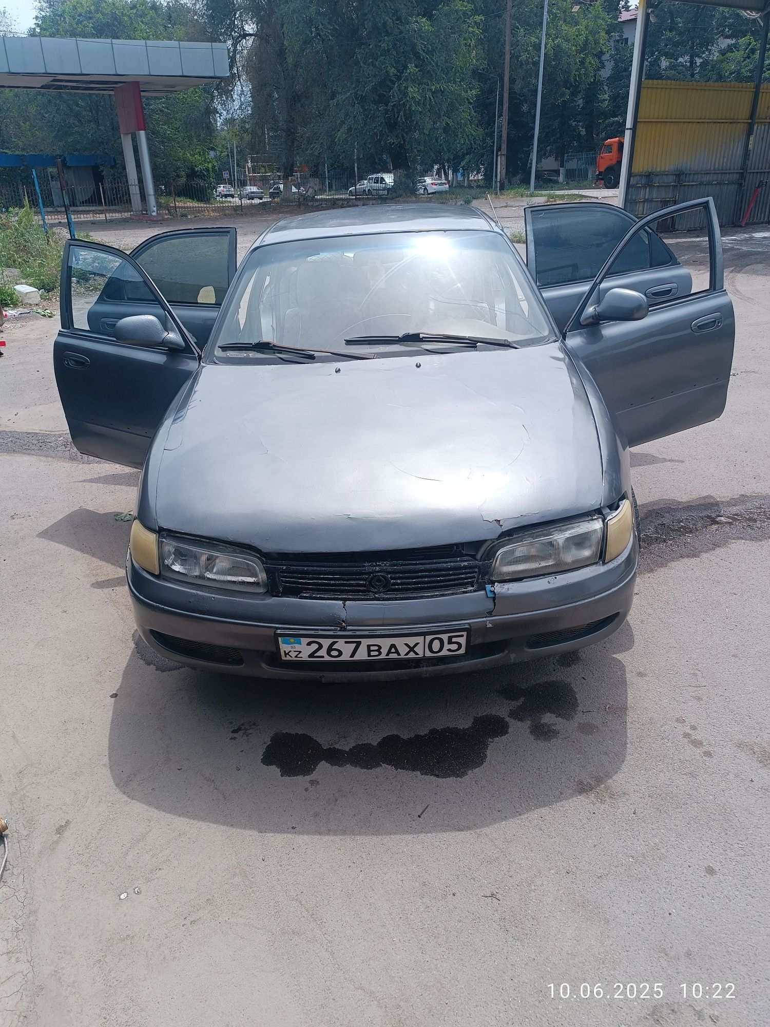 Продам мазду кронос