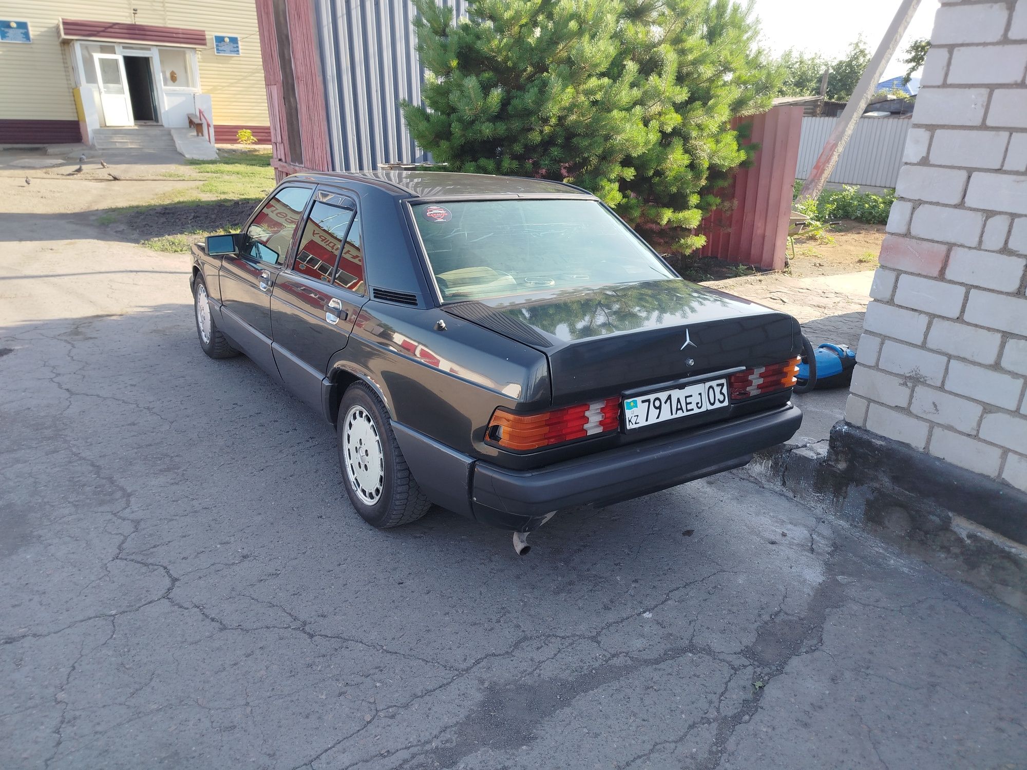 Мерседес 190 продам СРОЧНО