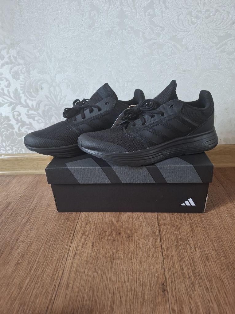 Кроссовки Adidas Galaxy 5 Original 42.5 размер