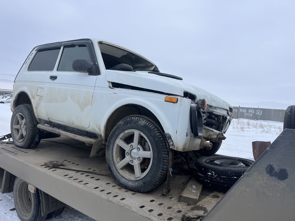 Нива урбан  разбор по запчастаям