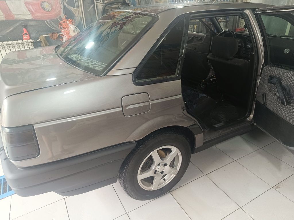 Wolksvagen Passat B3