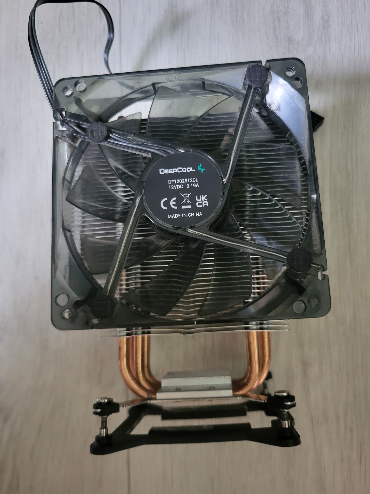 Продаю корпус (кейс), блок питания (msi 650 w) и башню для процессора