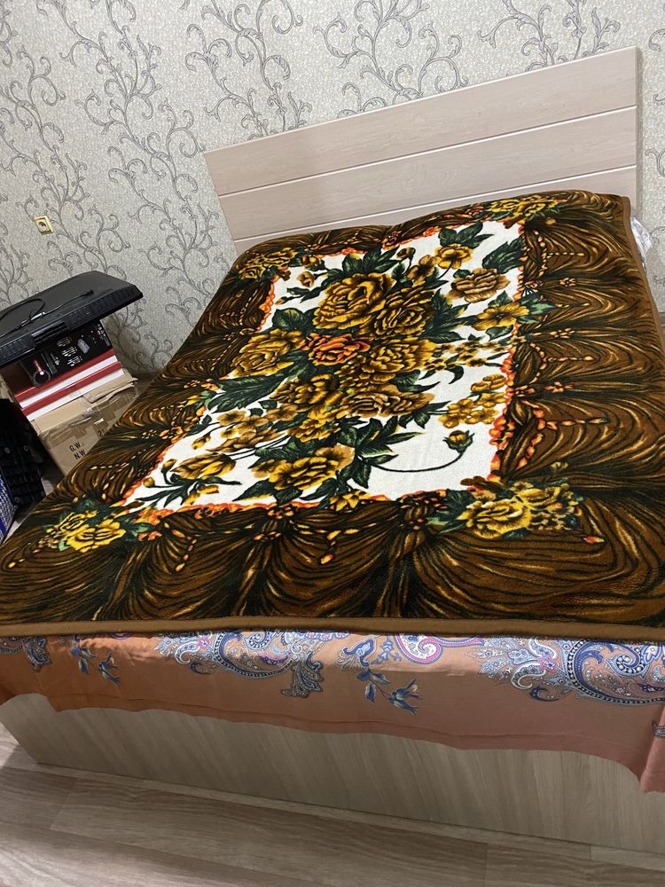 Срочно продам  кровать (1,6 полуторка)!