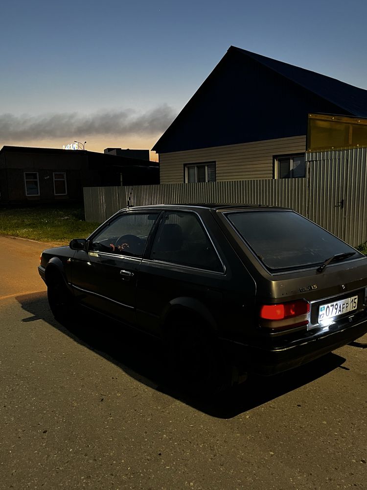 Mazda 323 bf 1987