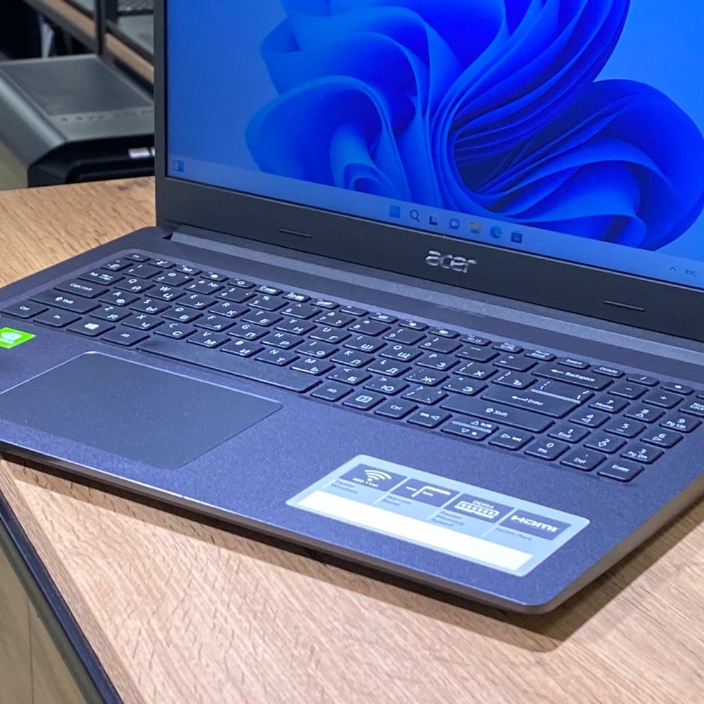 Ноутбук Acer Intel core i5-8/8GB/HDD1TB, 9301/A10