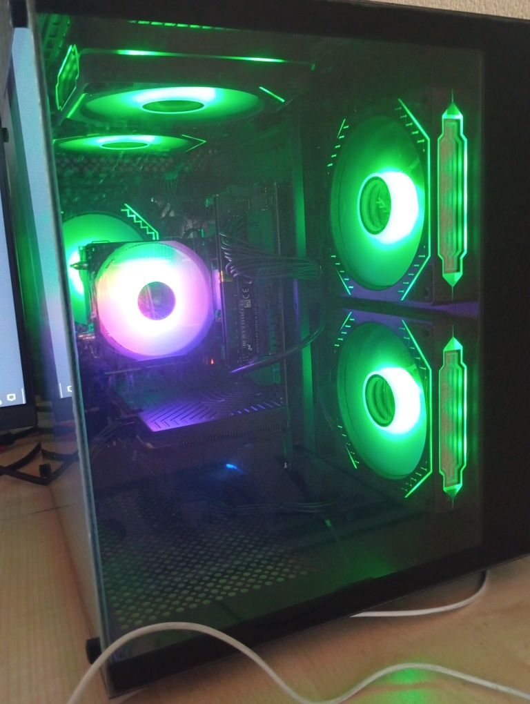 Мощный игровой  RTX 2060 Super. Полный комплект.