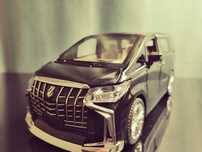 Toyota Alphard моделька