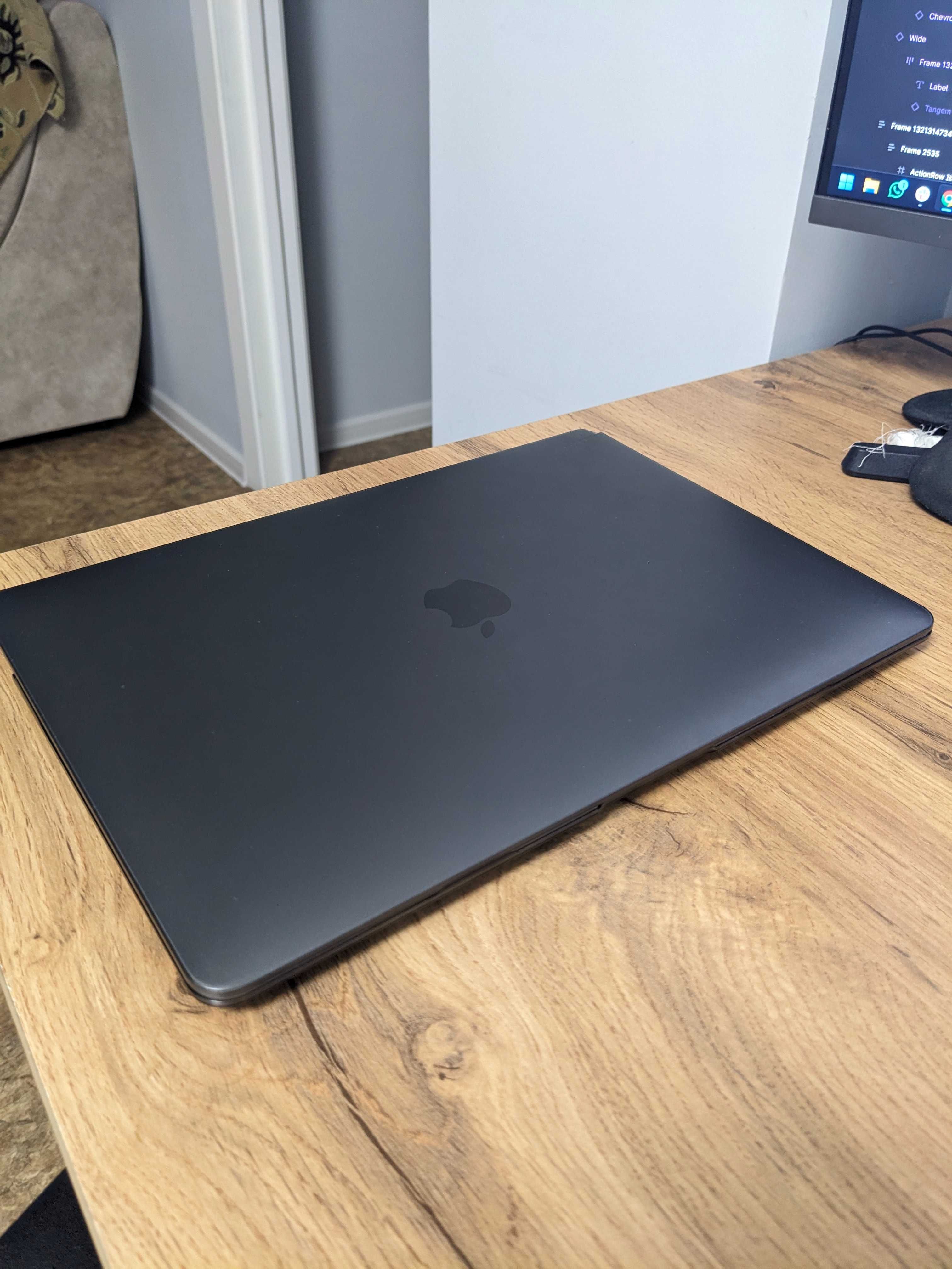 MacBook Air M1 8GB ОЗУ / 256GB SDD, 600 циклов (аккумулятор 85%)